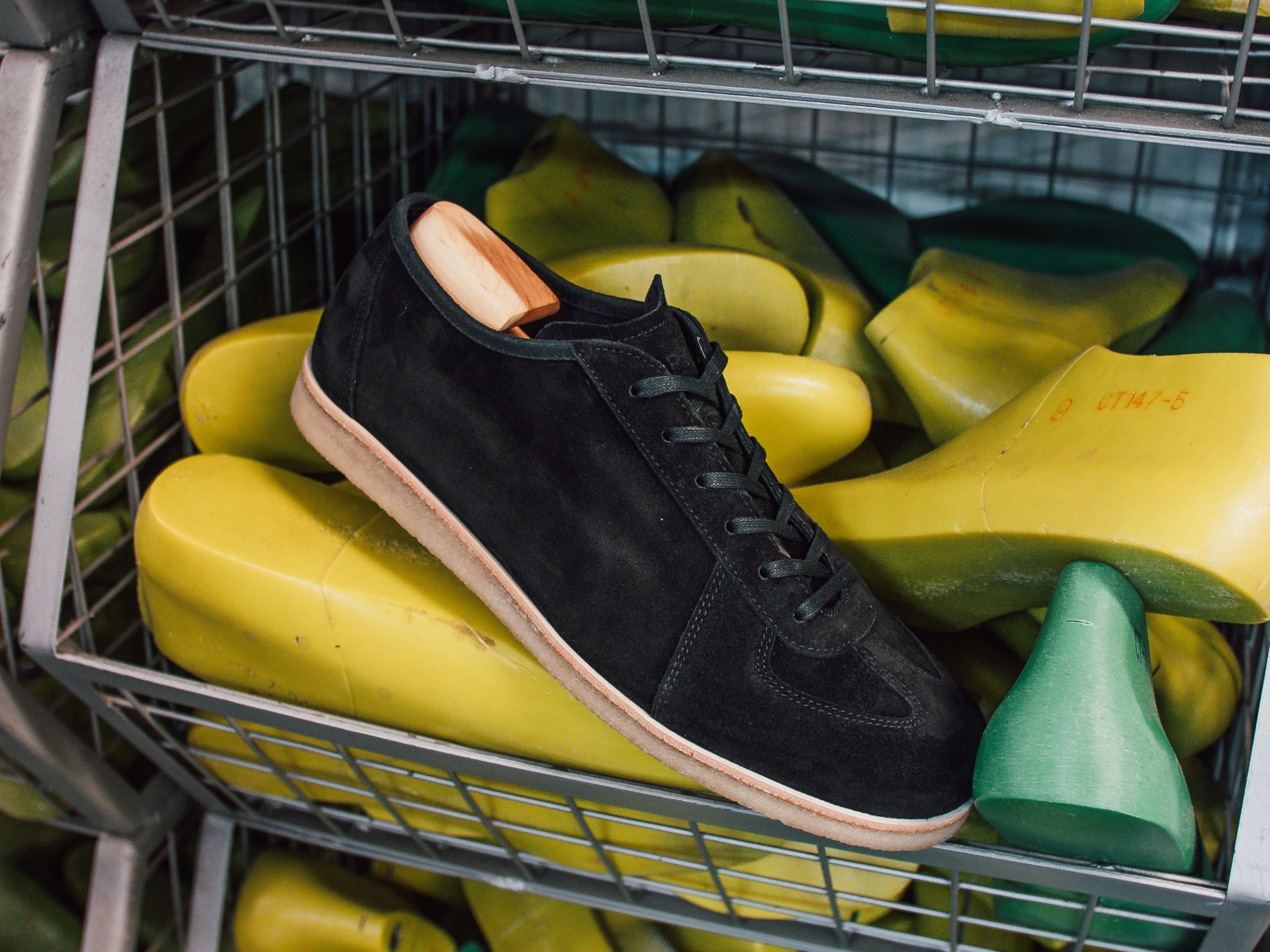 The Roma Crepe - Opera Go Rain Black Leather Low Top GAT Sneaker - GORAL