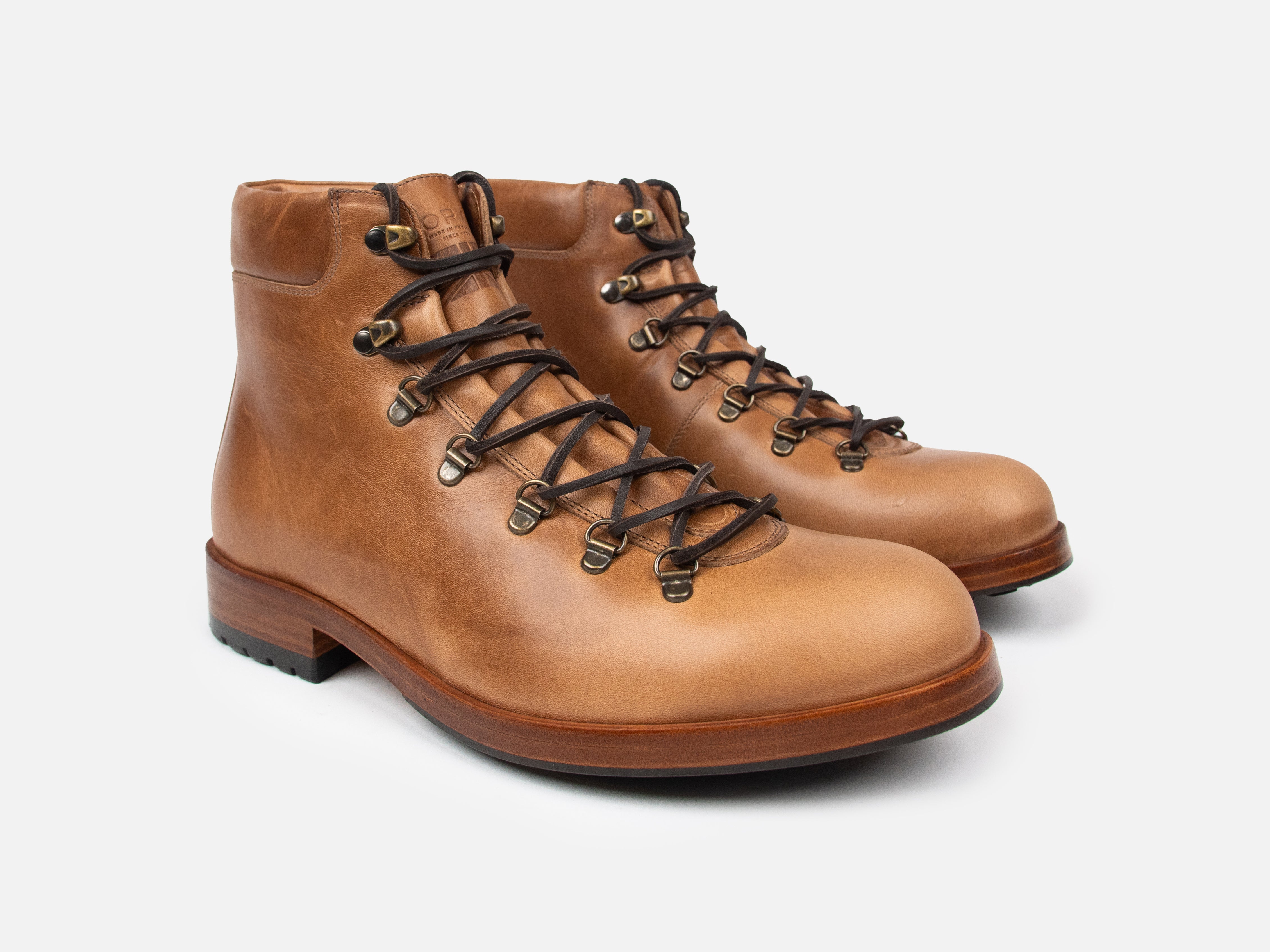 The HAROLD Hiking Boot - Horween Natural Leather - GORAL