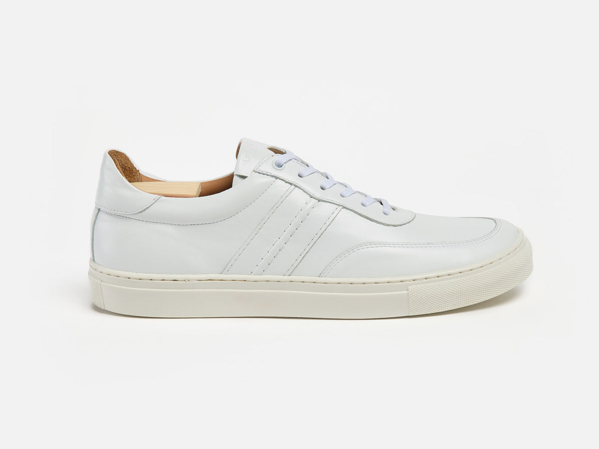 The Boulsover Low Top Sneakers - White Calfskin Nappa Leather