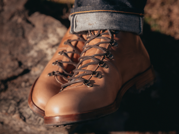 The HAROLD Hiking Boot - Horween Natural Leather - GORAL 