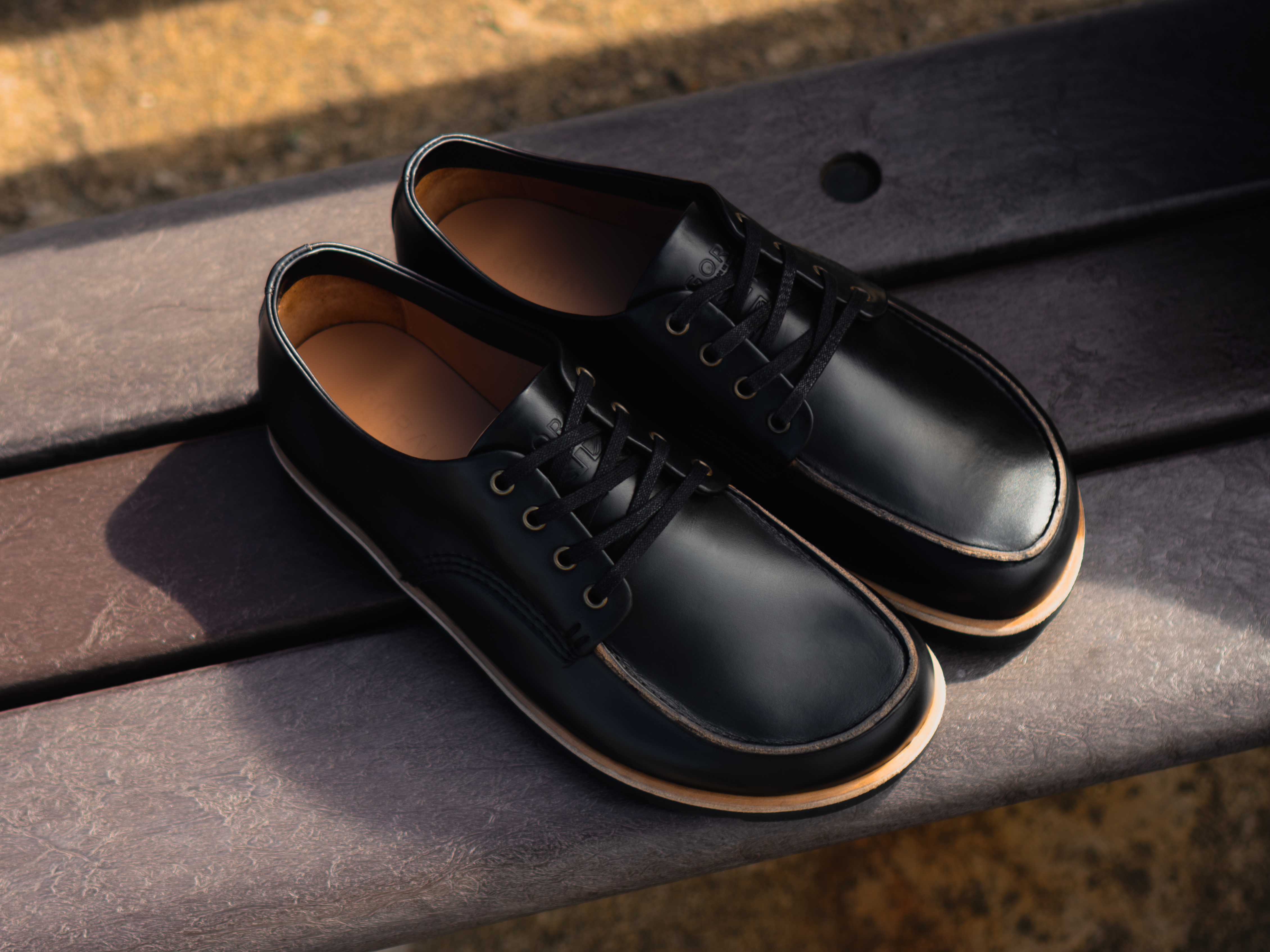 TOTLEY Barefoot Apron Shoe - Black Horween Chromexcel Leather - GORAL 