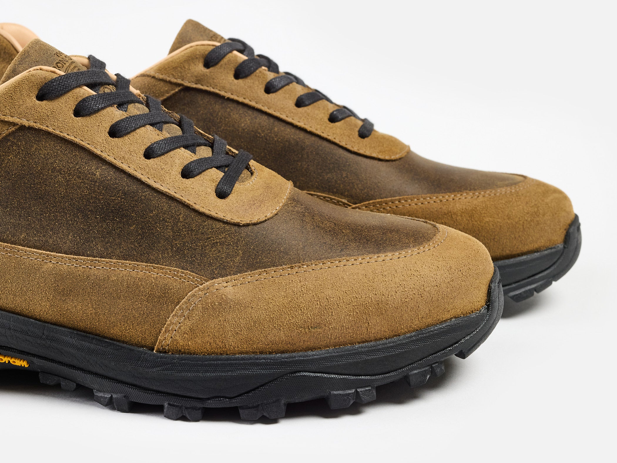 Samara Vibram Sneaker - Waxy Commander Light Brown (pre-order)