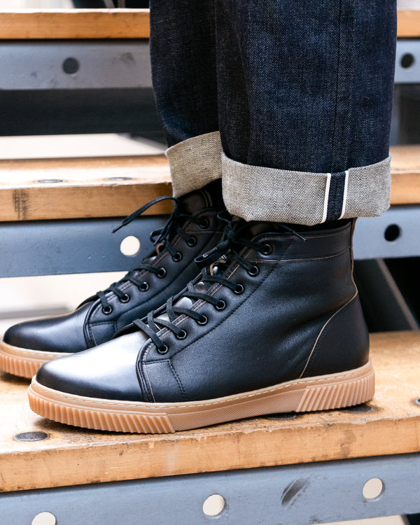 The "MUGGS" 2.0 - Horween Black (pre-order) - GORAL 