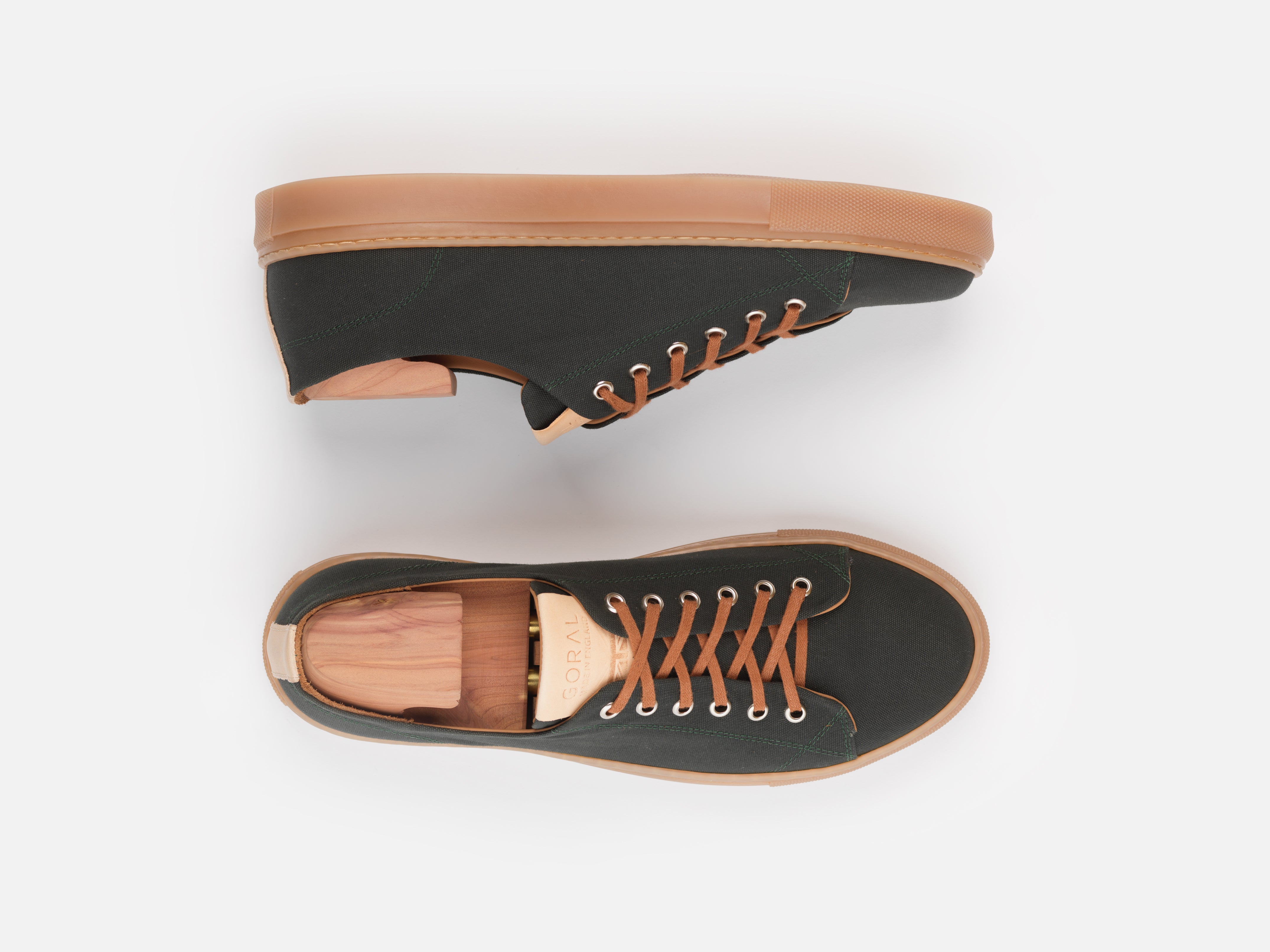 The Skelton Waxed Cotton Green